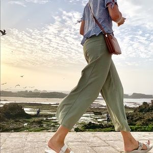 Green Cropped Easy Pant